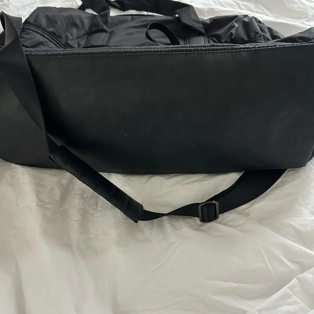 Lulu lemon yoga bag - Picture 4 of 6